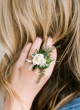 Load image into Gallery viewer, Flower Ring ONW