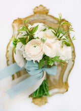 Load image into Gallery viewer, Petite bouquet ONW