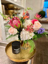 Load image into Gallery viewer, <b>Seasonal Bloom & Candle Combo</b>