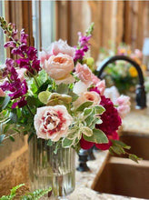 Load image into Gallery viewer, The Luxe | Weekly Subscription | Paid Every 4 Weeks