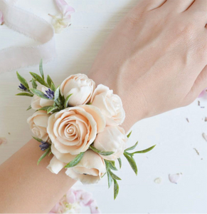 Wrist Corsage DHS Woco