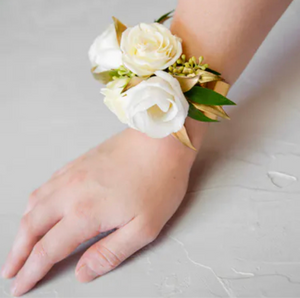 Wrist Corsage SMS Winter