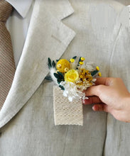 Load image into Gallery viewer, The Square Pair (Corsage &amp; Pocket Square combo) MVHS
