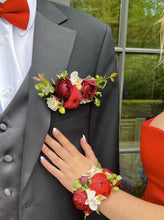 Load image into Gallery viewer, The Square Pair (Corsage &amp; Pocket Square combo) BVN
