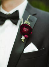 Load image into Gallery viewer, Boutonnière SMS Homecoming
