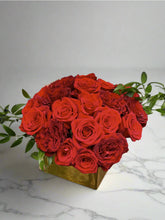 Load image into Gallery viewer, &lt;b&gt;Stylish Roses&lt;/b&gt;&lt;br&gt;-All Color/Size Combos

