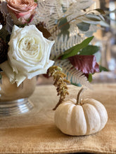 Load image into Gallery viewer, Harvest Table Centerpiece - Petite
