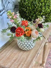 Load image into Gallery viewer, The 2 Petite | Monthly Subscription | Paid Quarterly

